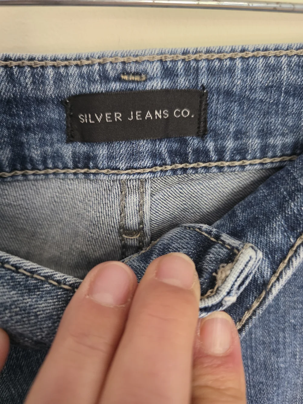 Silver Jeans Women's Elyse Medium Blue Straight Leg Distressed Jeans